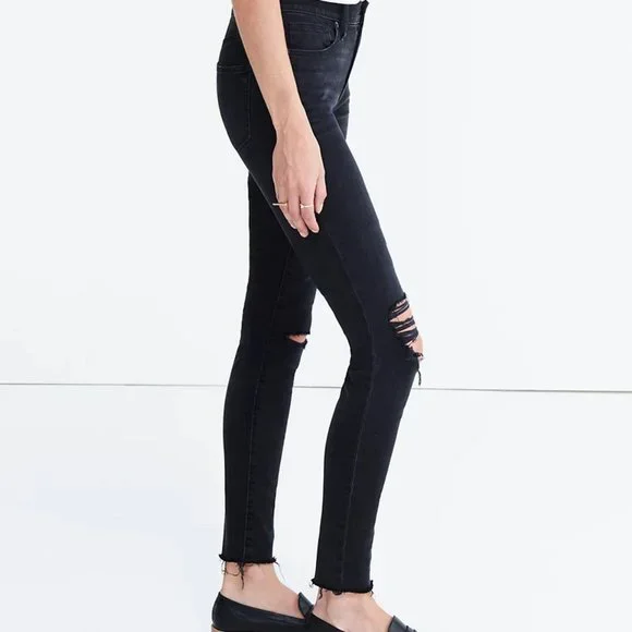 Black Madewell Distressed High-Rise Skinny Jeans Raw Hem - Picture 3 of 9